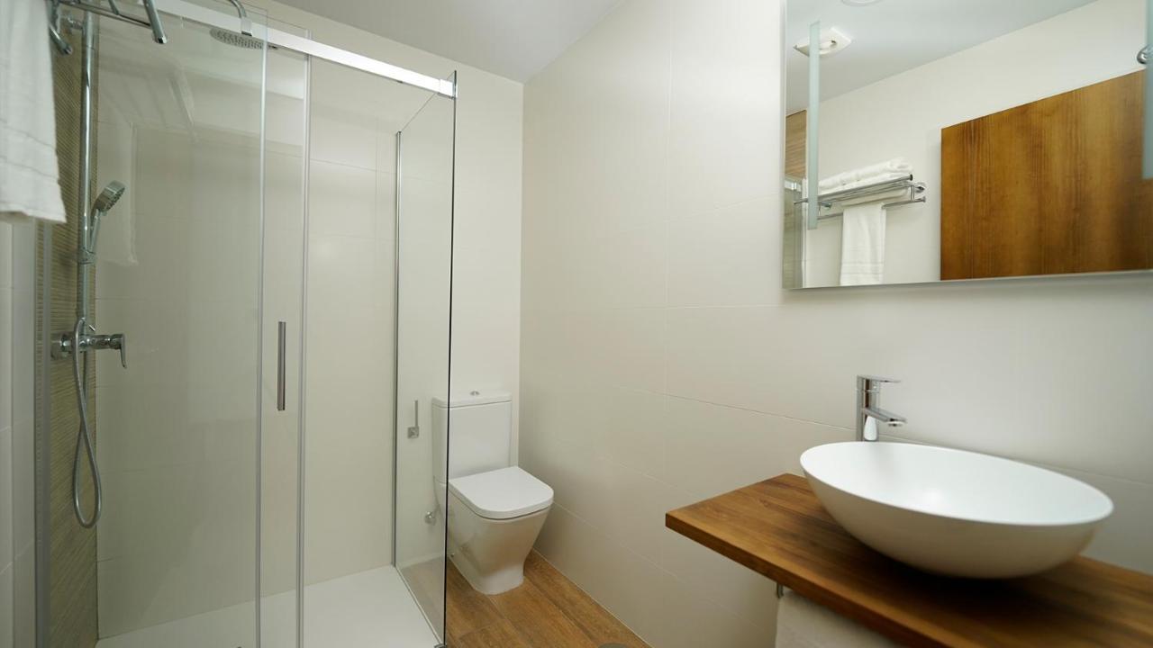 Apartamentos Puerta De Occidente Cornellana ภายนอก รูปภาพ